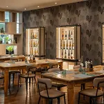 Szálloda Neue Mitte Affiliated By Melia 4*