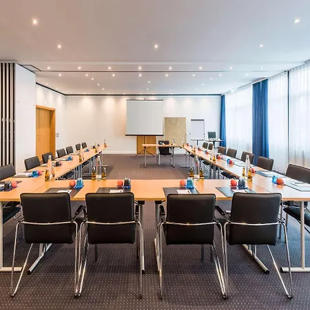 Hotel Oberhausen Neue Mitte Affiliated By Melia 4*