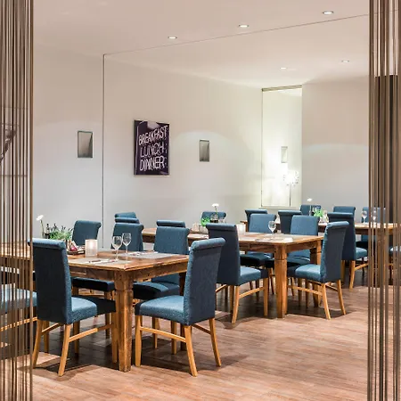 Hotel Oberhausen Neue Mitte Affiliated By Melia 4*