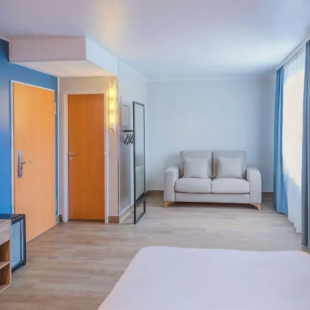 Szálloda Neue Mitte, Affiliated By Melia 4*