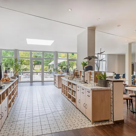 Neue Mitte Affiliated By Meliá 4*