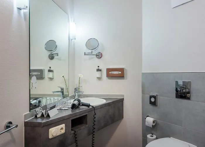 Hotel Neue Mitte Affiliated By Melia 4*